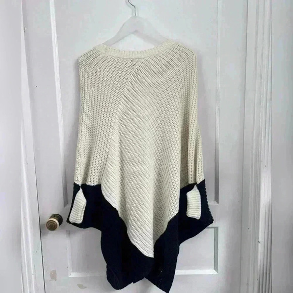 Maje Cream/White Knitwear Poncho Sweater One Size - Picture 5 of 5